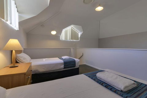 Amalfi Resort - Melbourne Tourism 15