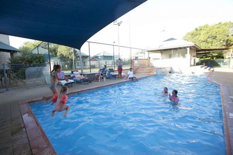 Amalfi Resort - Melbourne Tourism 17