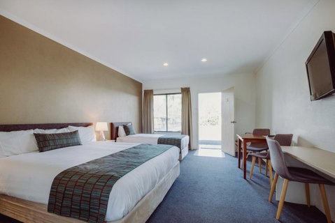 Artesian Spa Motel - Melbourne Tourism 10