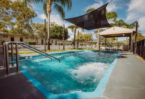 Artesian Spa Motel - Melbourne Tourism 1