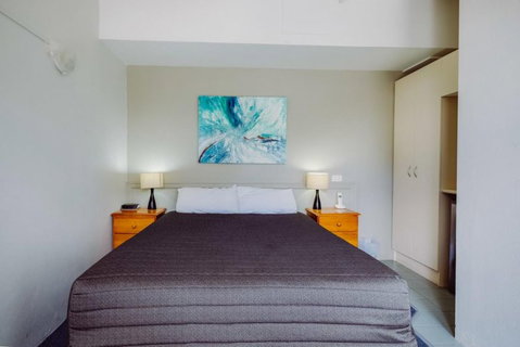 Artesian Spa Motel - Melbourne Tourism 14