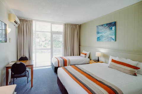 Artesian Spa Motel - Melbourne Tourism 17