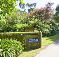 Great Ocean Road Cottages  Backpackers - Melbourne Tourism