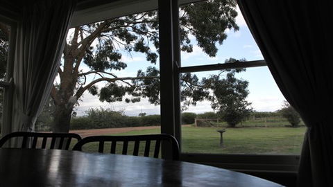 Riga Country Retreat - Melbourne Tourism 7