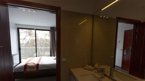 Duck Inn Mount Buller - Melbourne Tourism 7