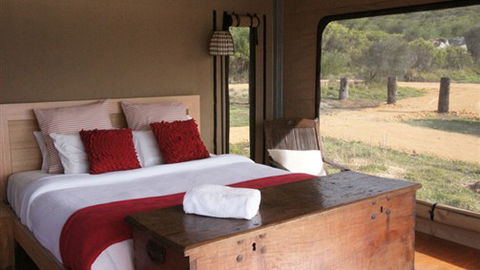 Pebble Point - Melbourne Tourism 0