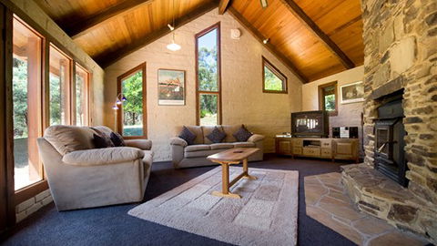 Frog Hollow Estate - Melbourne Tourism 4