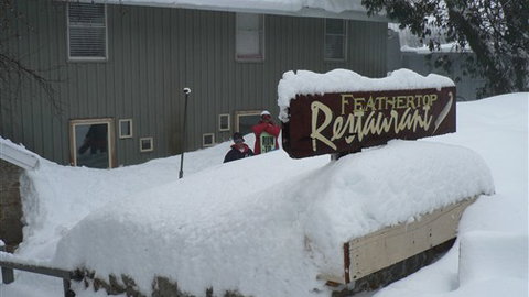 Feathertop Alpine Lodge - Melbourne Tourism 1