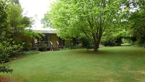 Annie's Garden Retreat - Melbourne Tourism 0