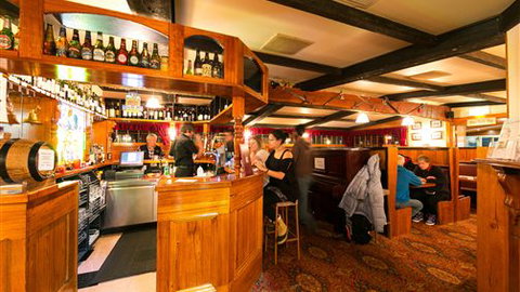 Pretty Valley Alpine Lodge - Melbourne Tourism 2