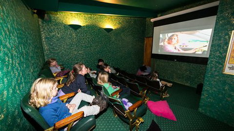 Pretty Valley Alpine Lodge - Melbourne Tourism 4