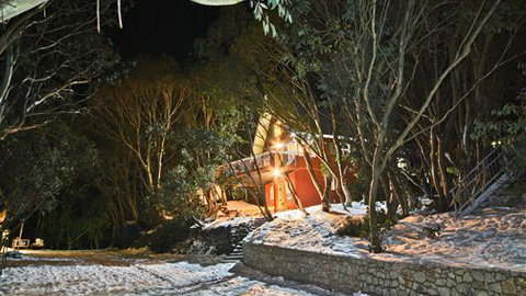 Red Onion Ski Chalet - Melbourne Tourism 7