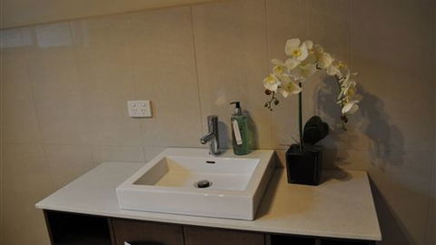 Lookout On Changue - Melbourne Tourism 3