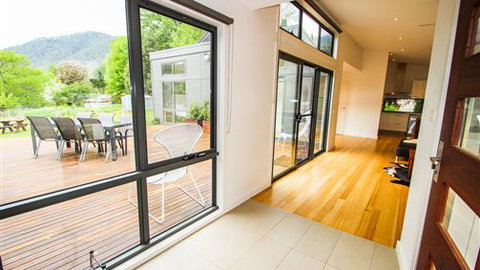 The BASE Luxury Villas - Melbourne Tourism 3