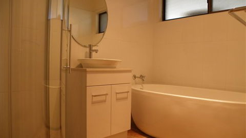 Sweetwater Stays Rural Retreat - Melbourne Tourism 3