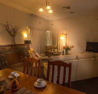 Benson House and Benson Lodge - Melbourne Tourism