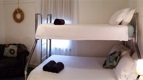 Lakeside Vista Holiday House - Melbourne Tourism 3