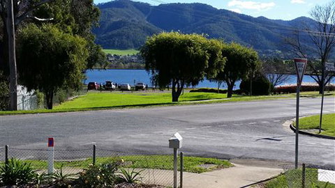 Lakeside Vista Holiday House - Melbourne Tourism 7