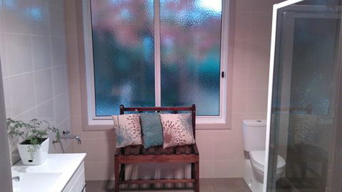 Lakeside Vista Holiday House - Melbourne Tourism 6