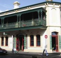 Adelaide's Shakespeare Backpackers International Hostel - Melbourne Tourism