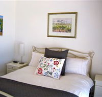 ArtWine Cottages - Melbourne Tourism