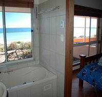 Ceduna Shelly Beach Caravan Park and Beachfront Villas - Melbourne Tourism