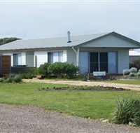 Coorong Waterfront Retreat - Melbourne Tourism