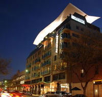 Majestic Roof Garden Hotel - Melbourne Tourism