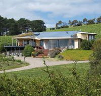 The Blue Grape Vineyard Accommodation - Melbourne Tourism
