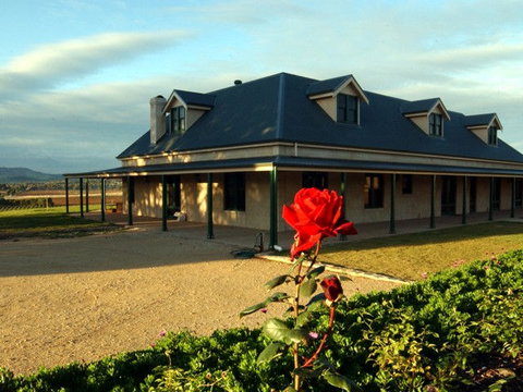 Abbotsford Country House - Melbourne Tourism 1