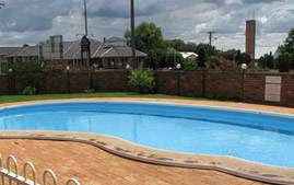 All Travellers Motor Inn - Melbourne Tourism 1