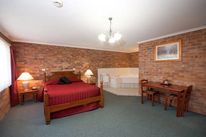 Allan Cunningham Motel And Old Wagon Restaurant - Melbourne Tourism 2