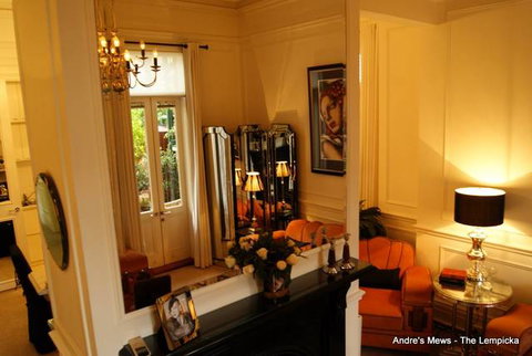 Andre's Mews - Melbourne Tourism 5