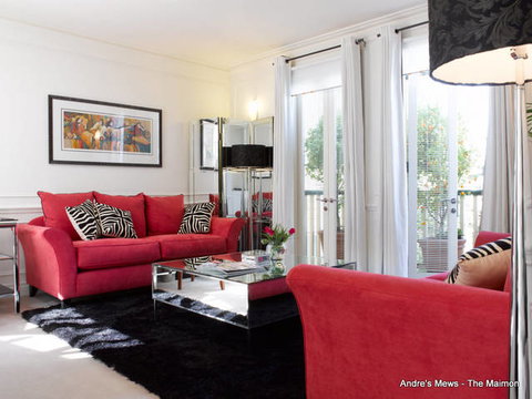 Andre's Mews - Melbourne Tourism 7