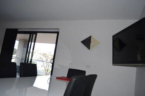 Apex Park Holiday Apartments - Melbourne Tourism 3