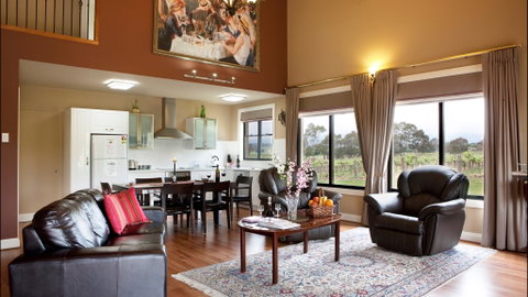 Barossa Shiraz Estate - Melbourne Tourism 0