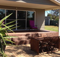 Acacias Holiday House - Melbourne Tourism