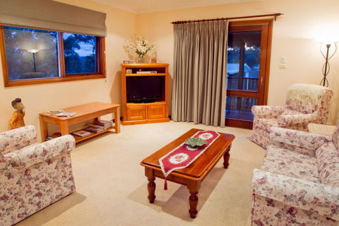 Camden Hillview - Melbourne Tourism 4