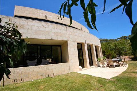 SLR Margaret River Holiday Homes - Melbourne Tourism 0
