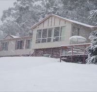 Cool Mountain Lodge - Melbourne Tourism