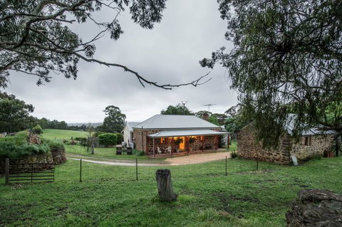 Enerby Farm Cottage - Melbourne Tourism 1