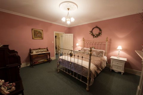 Enerby Farm Cottage - Melbourne Tourism 3