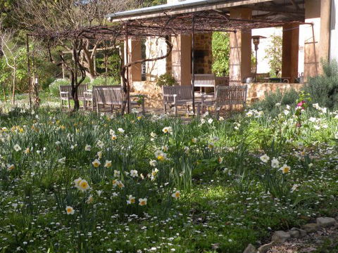 Garden Pavillion Bed And Breakfast At AL RU Farm - Melbourne Tourism 2