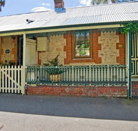 The Lion Cottage - Melbourne Tourism