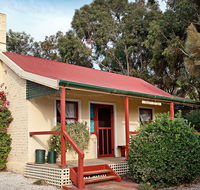 Trinity Cottage - Melbourne Tourism