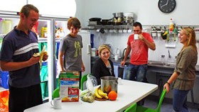 Adelaide Backpackers Inn - Melbourne Tourism 0