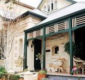 Water Bay Villa Bed and Breakfast - Melbourne Tourism