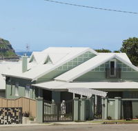 Merewether Beach House  - Melbourne Tourism