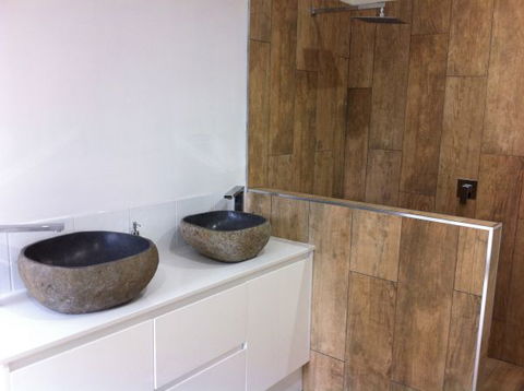 Moonlight Ridge Chalet - Melbourne Tourism 3