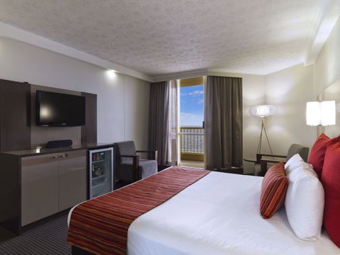 Novotel Surfers Paradise - Melbourne Tourism 1